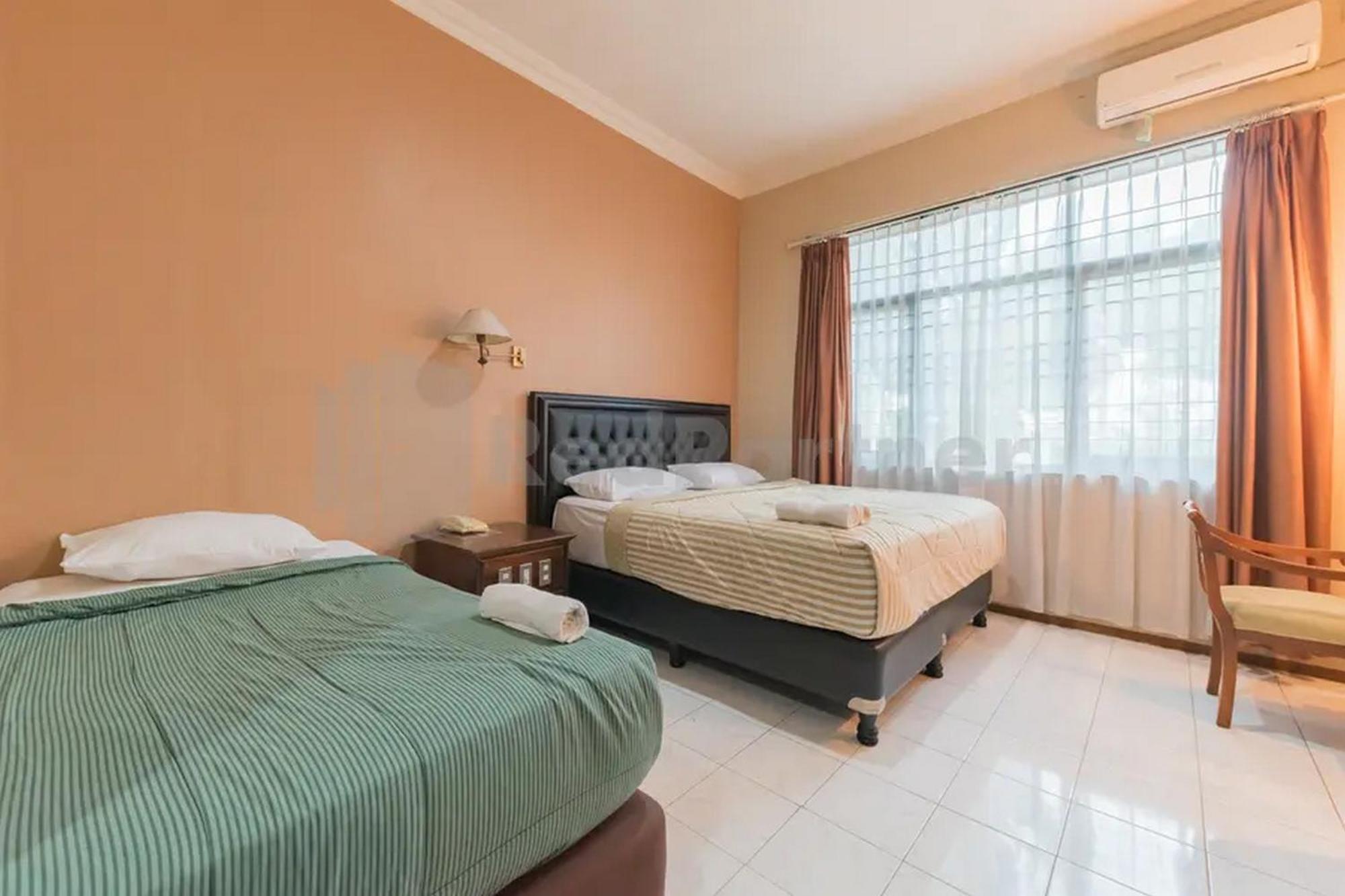 Hotel Ayong Linggarjati Kuningan Mitra Reddoorz Exteriör bild